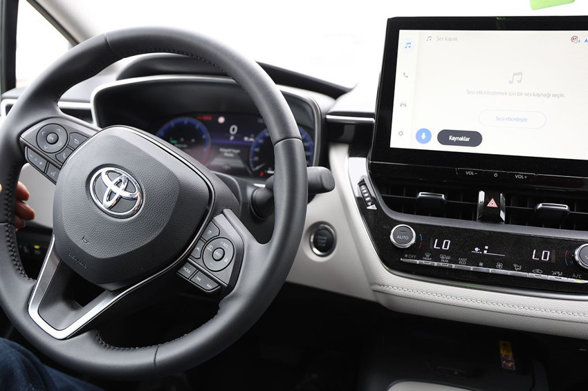 Türkiye'nin en çok satan otomobillerinden biri... Sıfır km aracın arızalarına isyan etti - Resim: 4