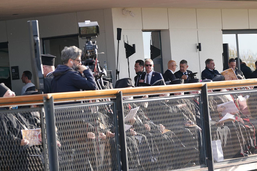 Ve Papa İznik'te... Tarihi bazilikada tarihi ayin! - Resim: 4