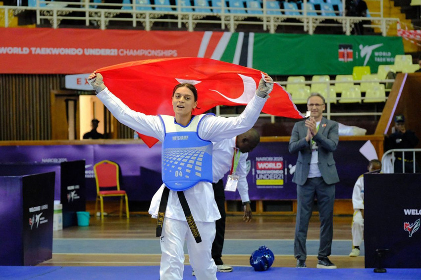 Milli Tekvandocumuz Begüm Kavukcuoğlu dünya şampiyonu oldu - Resim: 2