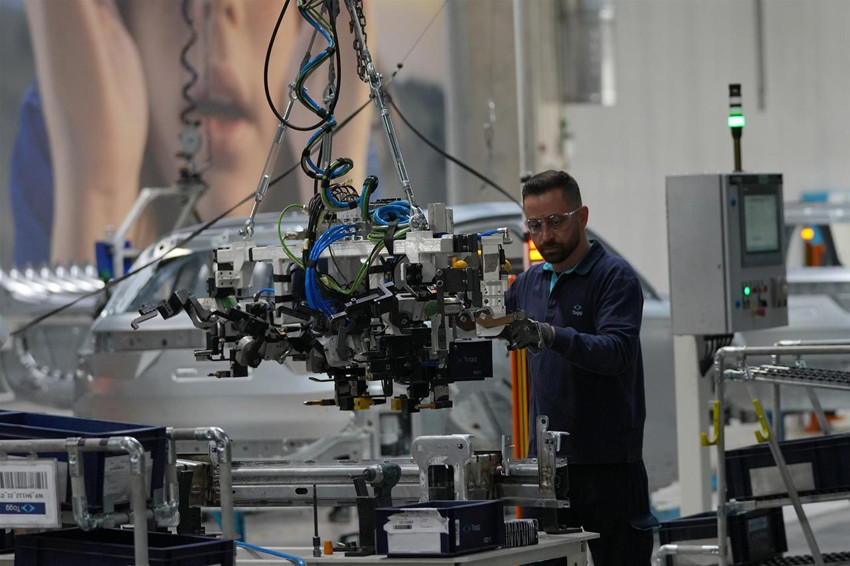 Togg fabrikası kapılarını açtı: T10F üretim hattında ilk kez görüntülendi - Resim: 4