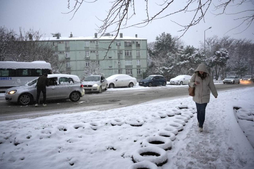 İstanbul'da kar yağışı ne zaman bitecek? AKOM saat verdi - Resim: 2