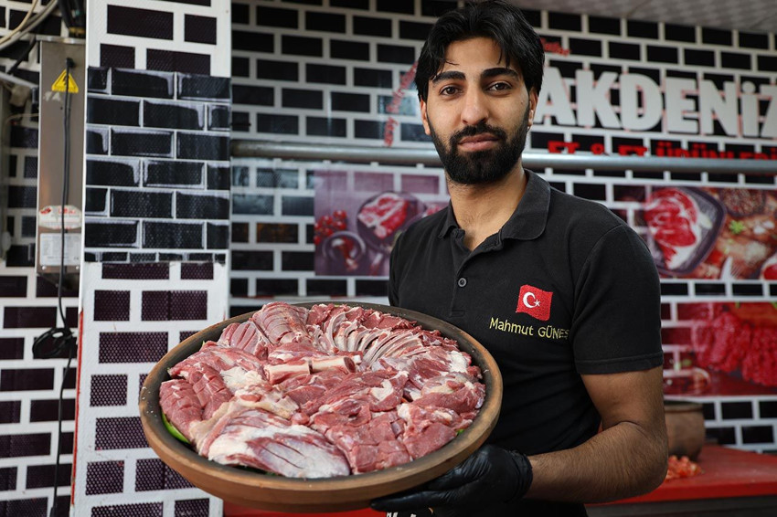 Hazırlaması 5 dakika, pişmesi 5 saat: Palu Tava iftar sofralarının yıldızı oldu - Resim: 4