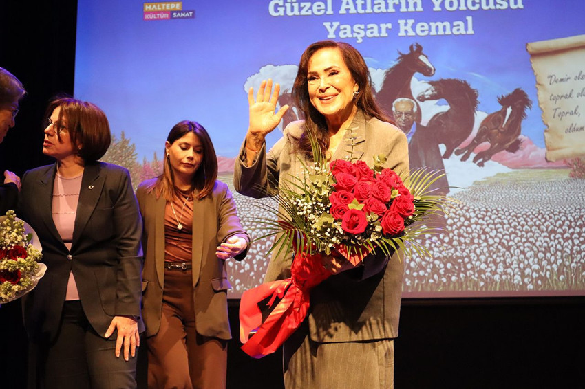 Yeşilçam'ın Sultanı Türkan Şoray'dan yıllar sonra gelen Yılanı Öldürseler itirafı - Resim: 3