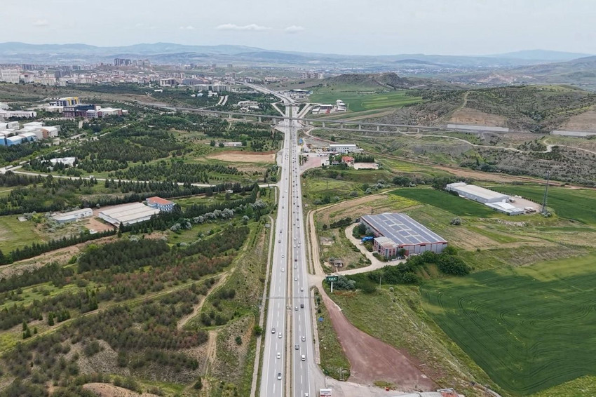 Türkiye'nin kilit kavşağında bayram trafiği... Dönüşte büyük kaos bekleniyor! - Resim: 3