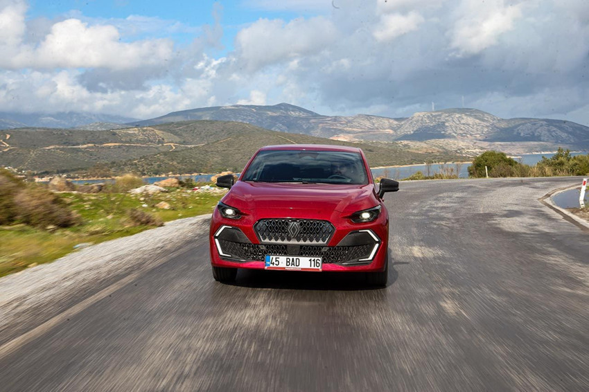 Türkiye'de 2026 Yılının Otomobili belli oldu: Şampiyon Renault Clio - Resim: 4