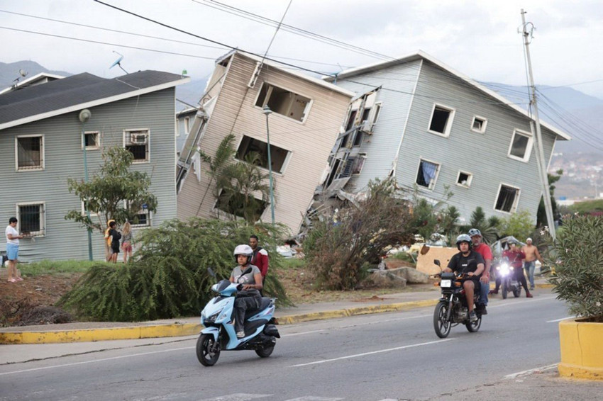 Venezuela'daki çifte depremde feci bilanço: Can kaybı yükseldi, sokaklar savaş alanı! - Resim: 3