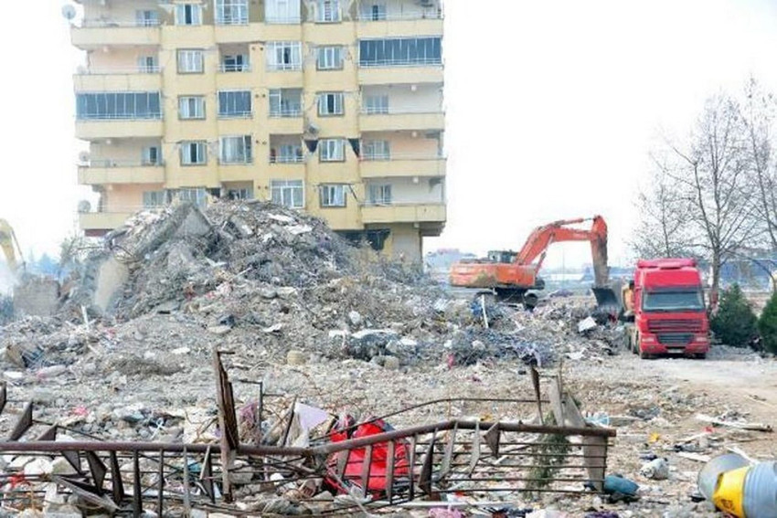 Kahramanmaraş'ta 1.480 kişinin can verdiği Ebrar Sitesi'nde cezalar açıklandı - Resim: 4