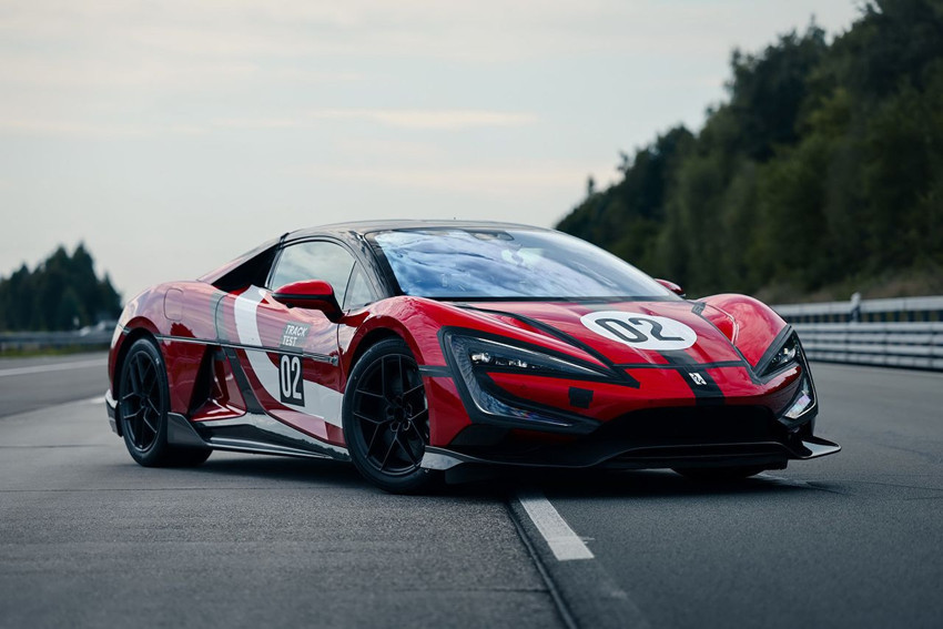 BYD'nin yeni canavarı 496,22 km hızla Dünyanın En Hızlı Seri Üretim Otomobili oldu - Resim: 4