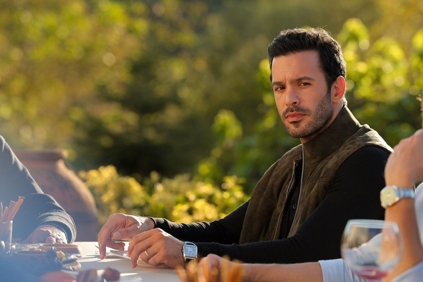 Hande Erçel ve Barış Arduç'un Aşk ve Gözyaşı final mi yapıyor? - Resim: 4