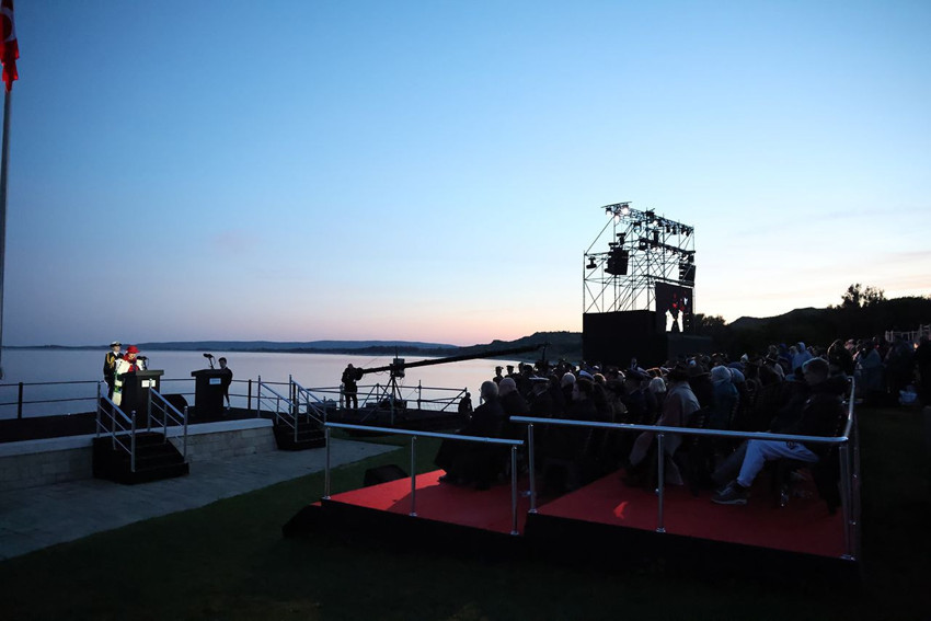 Gelibolu’da Anzakların şafak ayininde Atatürk’ün Anzak annelerine yazdığı tarihi mektubu yankılandı - Resim: 4