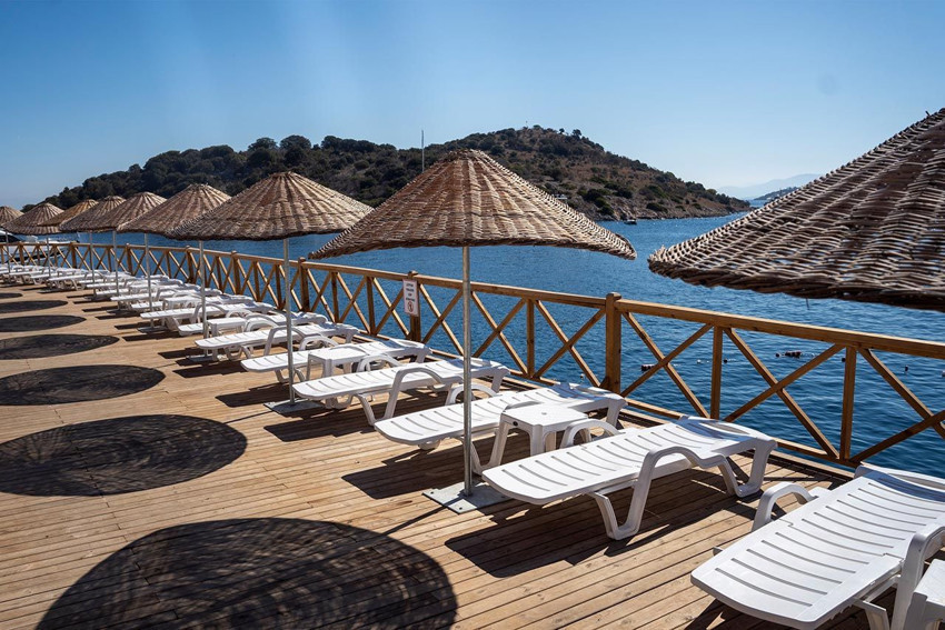 Bodrum'da ezber bozan plaj tarifesi: Giriş ücretsiz, lahmacun 125 TL - Resim: 2