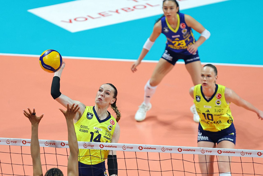 Filede sultanların  derbisinde Vakıfbank, Fenerbahçe Medicana'yı devirdi! - Resim: 3