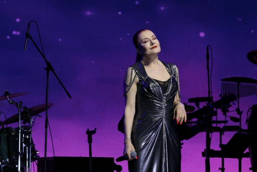 Ünlü şarkıcı Candan Erçetin'den olay itiraf: ''Kötü yola düştüm, şarkıcı oldum...'' - Resim: 4