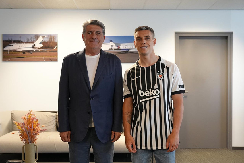 Beşiktaş, yeni sezon kadro yapılanması kapsamında Arsenal'in yıldız h&uuml;cum oyuncusu Leandro Trossard'ın transferi i&ccedil;in resmi g&ouml;r&uuml;şmelere başladığını KAP'a bildirdi.