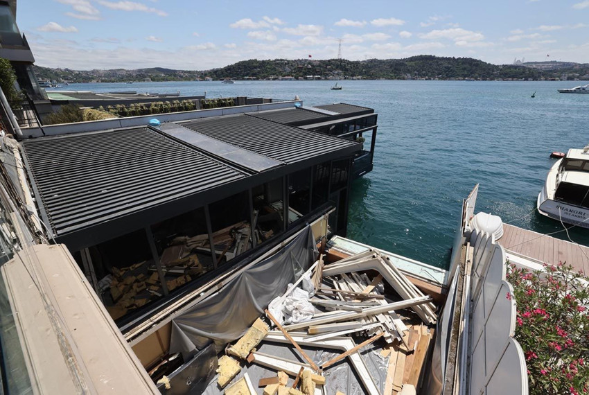 İstanbul Boğazı'ndaki ünlü mekanlarda yıkım başladı - Resim: 1