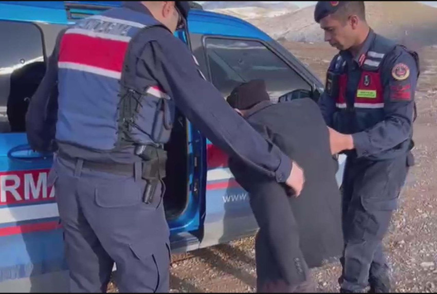 ''Ayakkabılarım çamurlu'' deyip, araca binmek istemedi... - Resim: 4