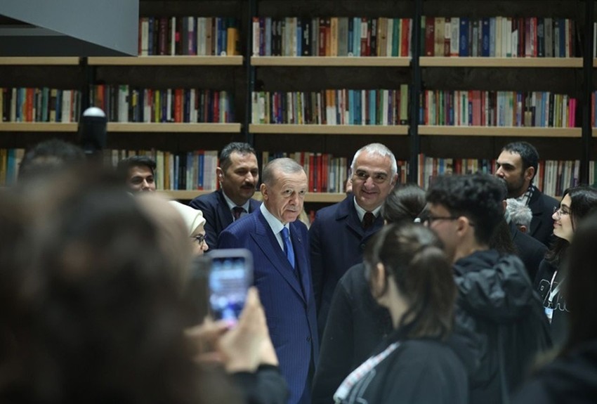 Bir zamanlar askeri kışlaydı... Türkiye'nin dev kütüphanesi dünyanın en iyileri arasına girdi - Resim: 4