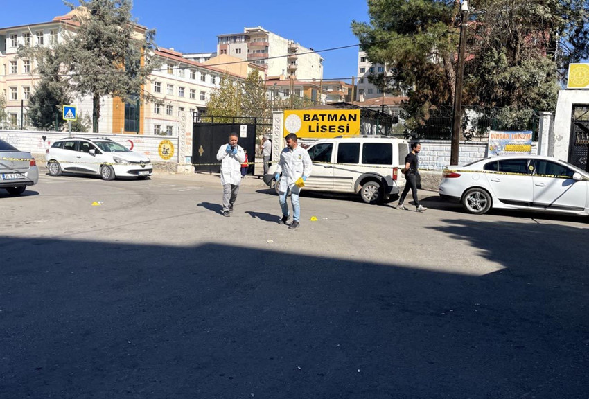 Okul önünde silah sesleri: İki grup birbirine girdi! - Resim: 2