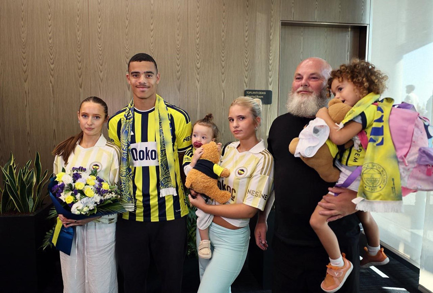 Fenerbahçe'nin tarihe geçen transferi Mason Greenwood'a coşkulu karşılama - Resim: 4
