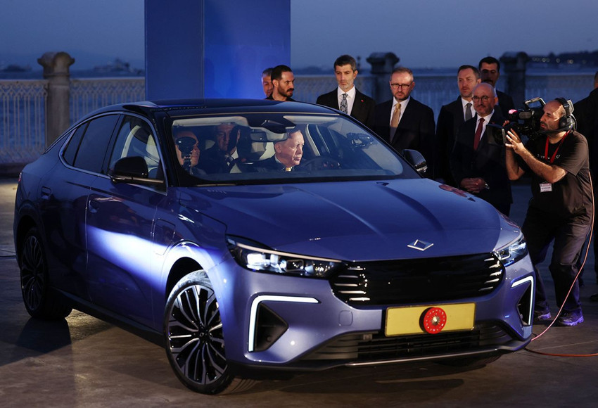 Yollara çıkan ilk TOGG T10F Cumhurbaşkanı Erdoğan'ın oldu - Resim: 1