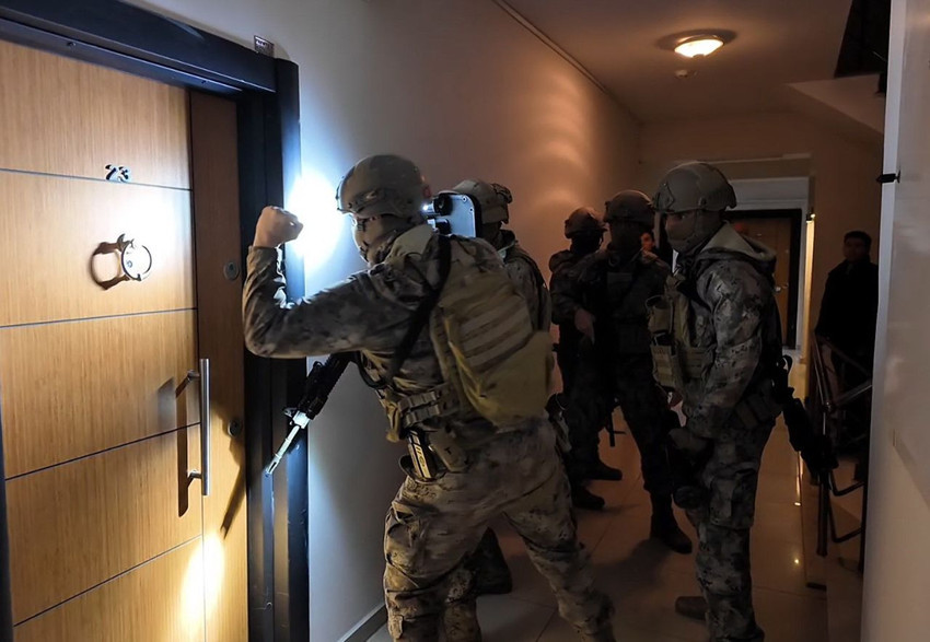 Daltonlar çetesine bir operasyon daha... Örgüt lideri yakalandı - Resim: 4