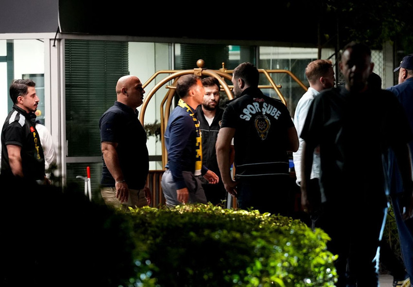 Fenerbahçe'nin yeni teknik direktörü İstanbul'da... - Resim: 4