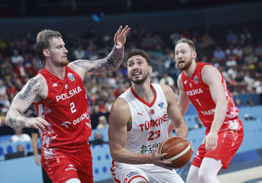 12 Dev Adam'ın EuroBasket 2025 yarı finalindeki rakibi belli oldu - Resim: 1