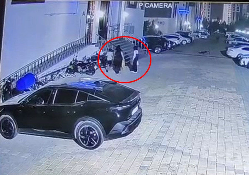 Gözü dönen baba, çocuğa silah çekip ateş etti! - Resim: 1