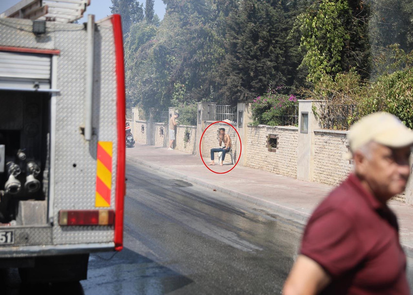 Evini kendi elleriyle ateşe verdi, tabureye oturup yangını izledi - Resim: 2