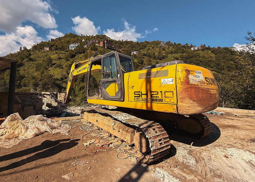 Fırtına Vadisi'nde onlarca kaçak yapı yıkıldı - Resim: 3