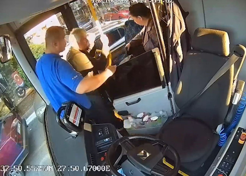 Otobüste nefesi kesilen emekli öğretmeni otobüs şoförü kurtardı - Resim: 4