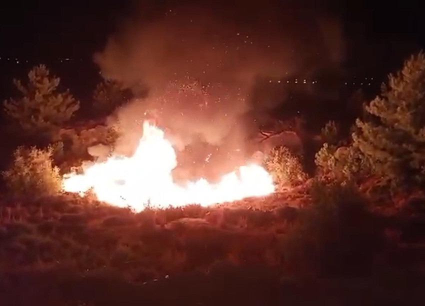 Düğünde atılan havai fişekler yangın çıkardı - Resim: 3