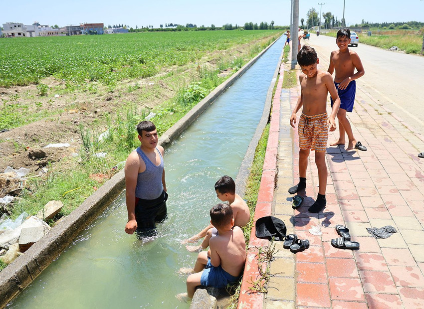 Güneş'e ateş edenlerin memleketinde çocukların tehlikeli yaz tatili başladı - Resim: 3