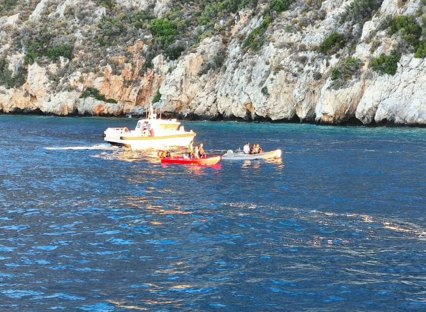 Muğla açıklarında alabora olan teknedeki 2 çocuk da kurtarıldı - Resim: 2