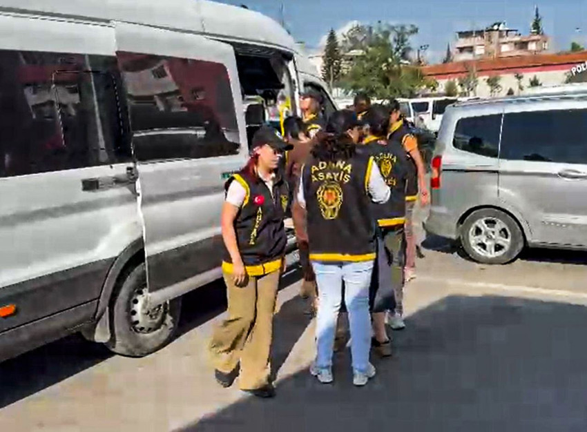 Fuhuş operasyonunda mide bulandıran ayrıntı: Kurtarılan kadınlar eşleriymiş - Resim: 1