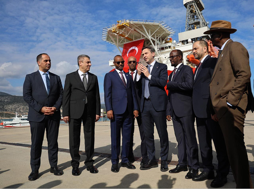 Türkiye'den tarihi hamle: ''Çağrı Bey'' Somali'ye uğurlandı - Resim: 4