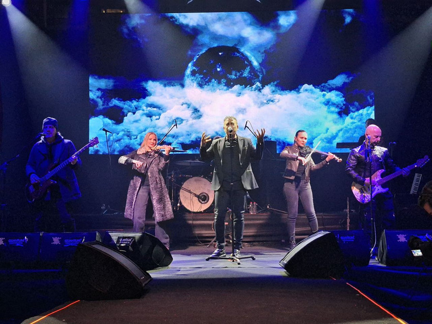 Haluk Levent yeni yıla Hatay'da depremzedelerle girdi - Resim: 4