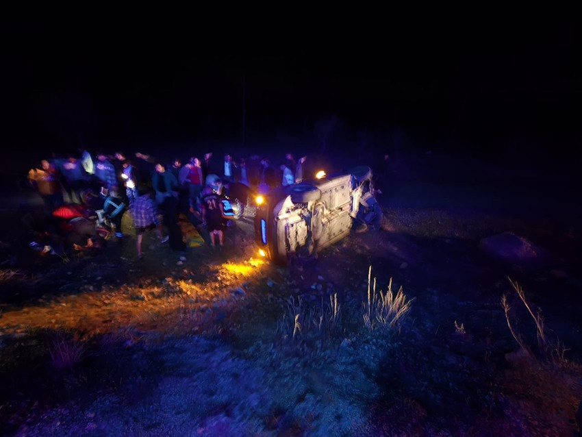 Yola çıkan domuz sürüsü kazaya yol açtı: Yaralılar var - Resim: 2