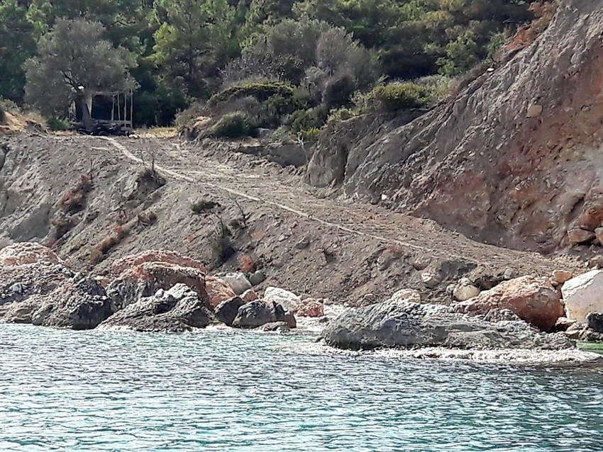 Türkiye'nin yeşil ile mavinin buluştuğu bir cennet koyu daha imar için ihaleye çıkarılıyor - Resim: 2
