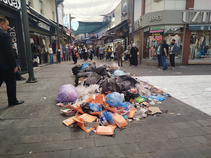 Türkiye'nin incisi İzmir'deki utanç manzara böyle görüntülendi - Resim: 4