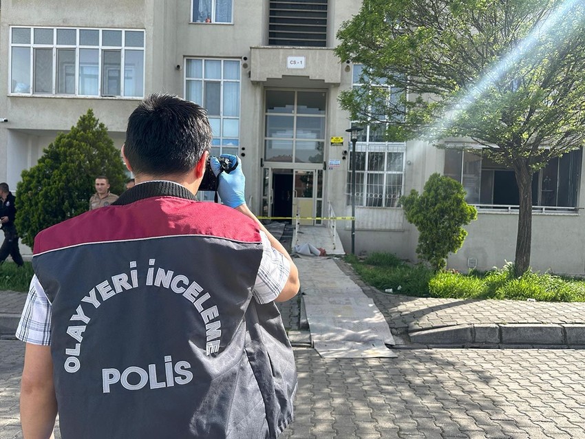 Eşiyle kavga eden koca mahalleyi ateşe verdi - Resim: 2