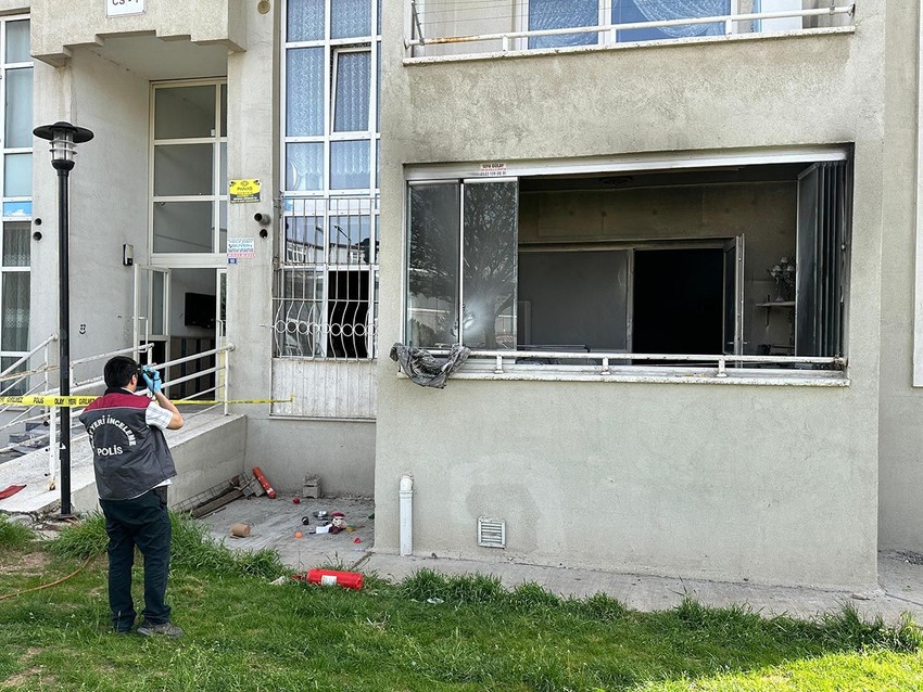Eşiyle kavga eden koca mahalleyi ateşe verdi - Resim: 3