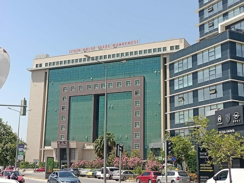 İzmir'de rüşvet skandalı! Suçüstü yakalandı - Resim: 3