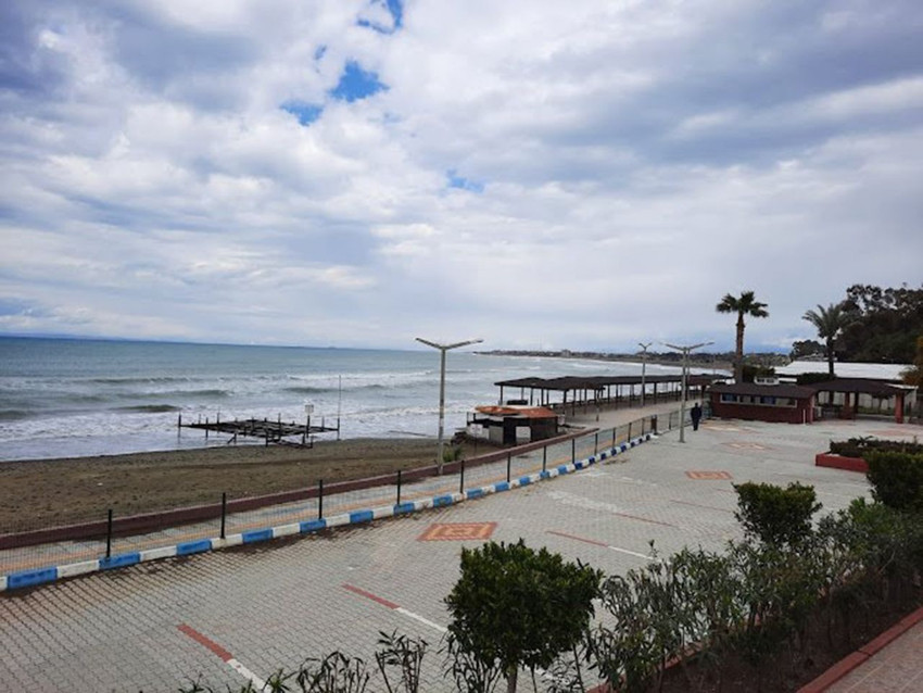 Akdeniz sahillerinde bekar müşteriyi kabul etmeyen tesisin cezası bu oldu - Resim: 2