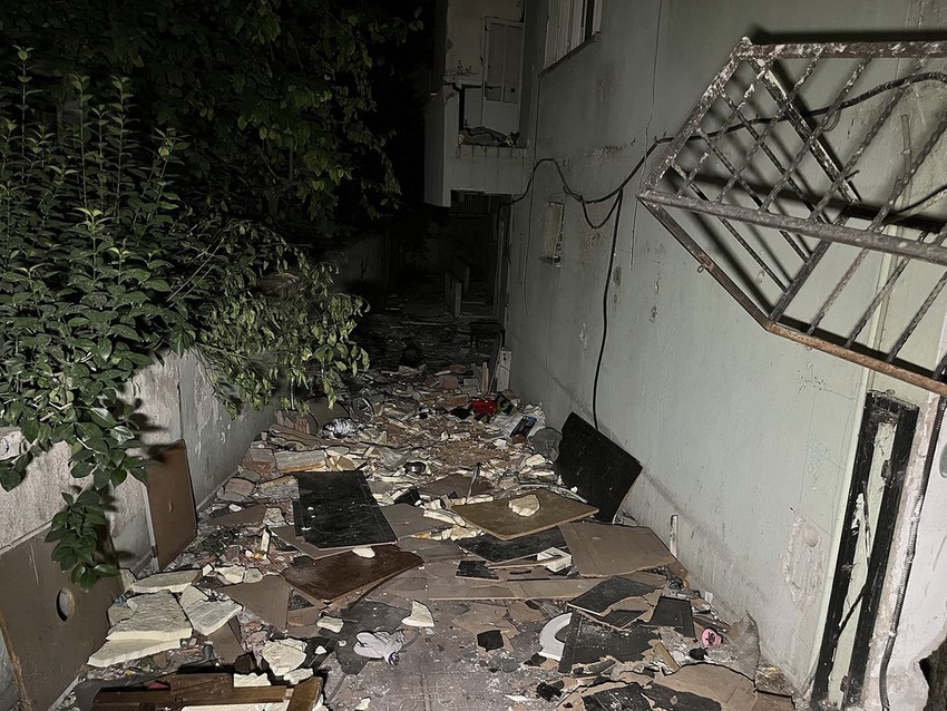 İzmir'de kabus evi: Siyah poşetlerin içerisinden kafatasları ve kemik parçaları çıktı - Resim: 4