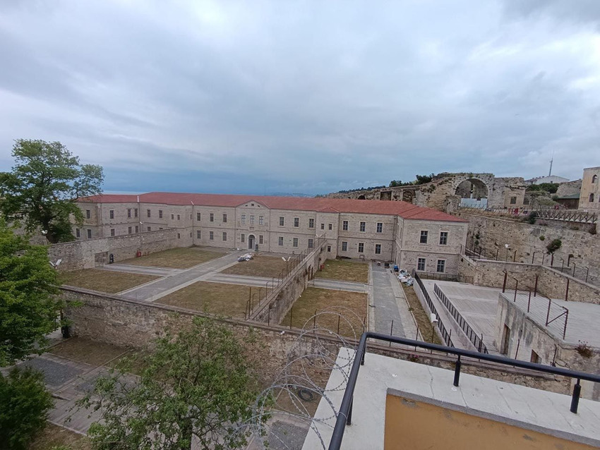 Anadolu'nun Alkatrazı: Türkülere konu olan tarihi cezaevi kapılarını açıyor - Resim: 1