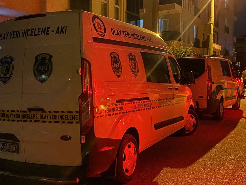 Genç kadın 2 genç kız tarafından evinin önünde katledildi - Resim: 4