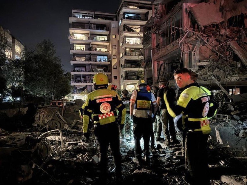 İran, İsrail'e karşı operasyon başlattı: Tel Aviv'e füze yağdı! - Resim: 3