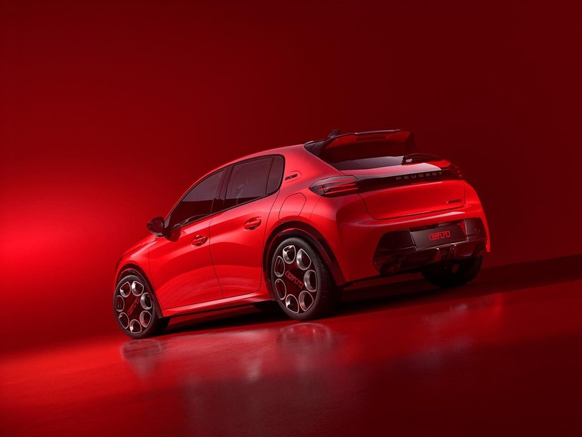 Peugeot’nun GTI efsanesi yeni e-208 GTI ile yeniden doğdu - Resim: 2