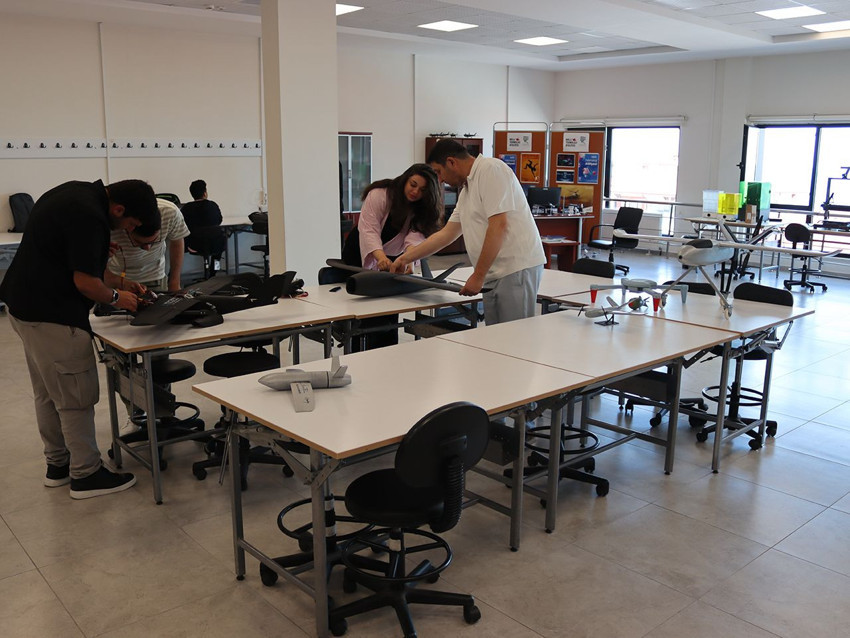 Türkiye'nin üniversiteli gençlerinden tam otomatik çok özel İHA! - Resim: 2